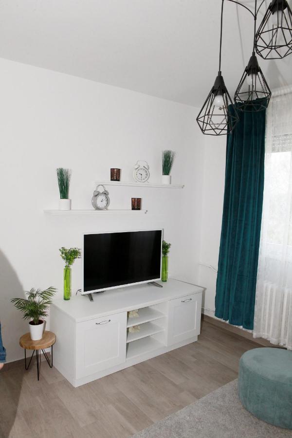 Apartman Lucija Карловац Екстериор снимка