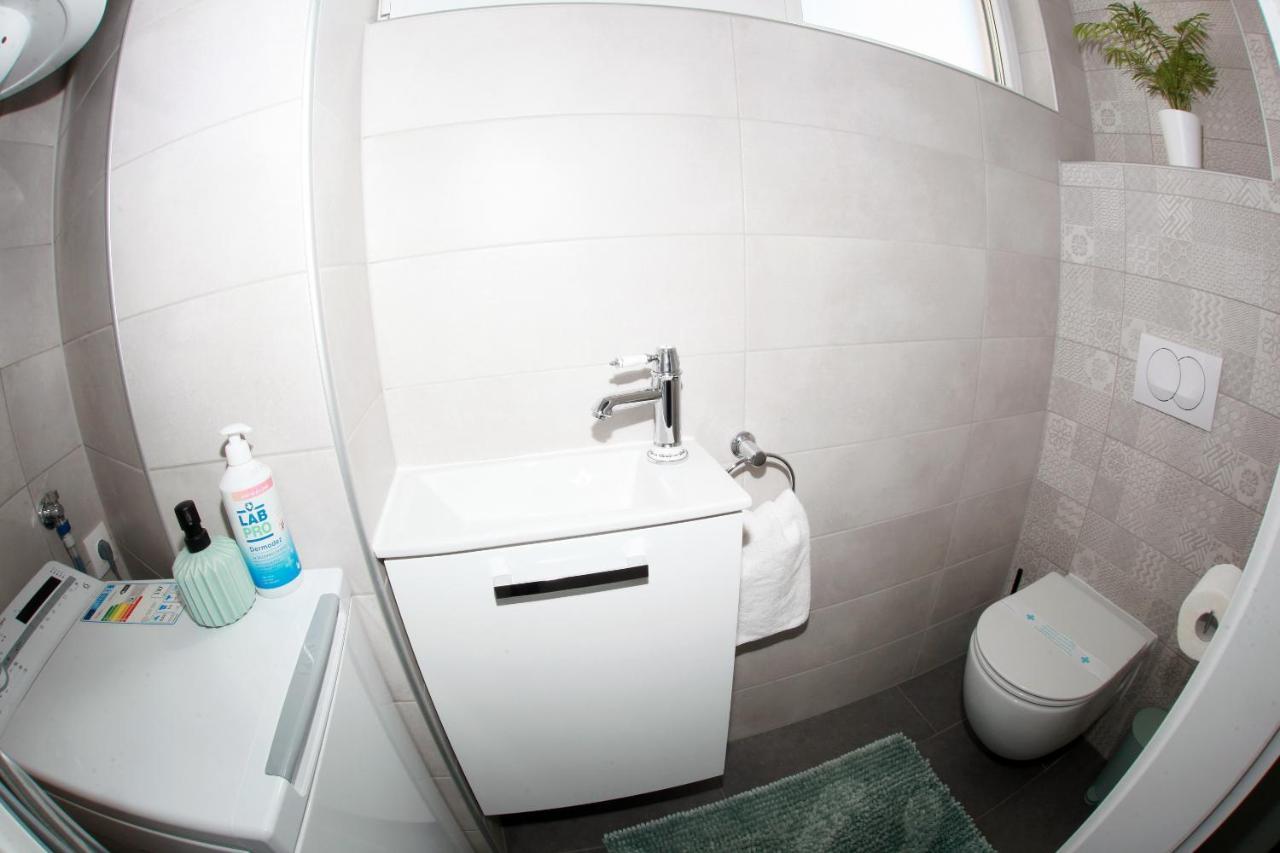 Apartman Lucija Карловац Екстериор снимка