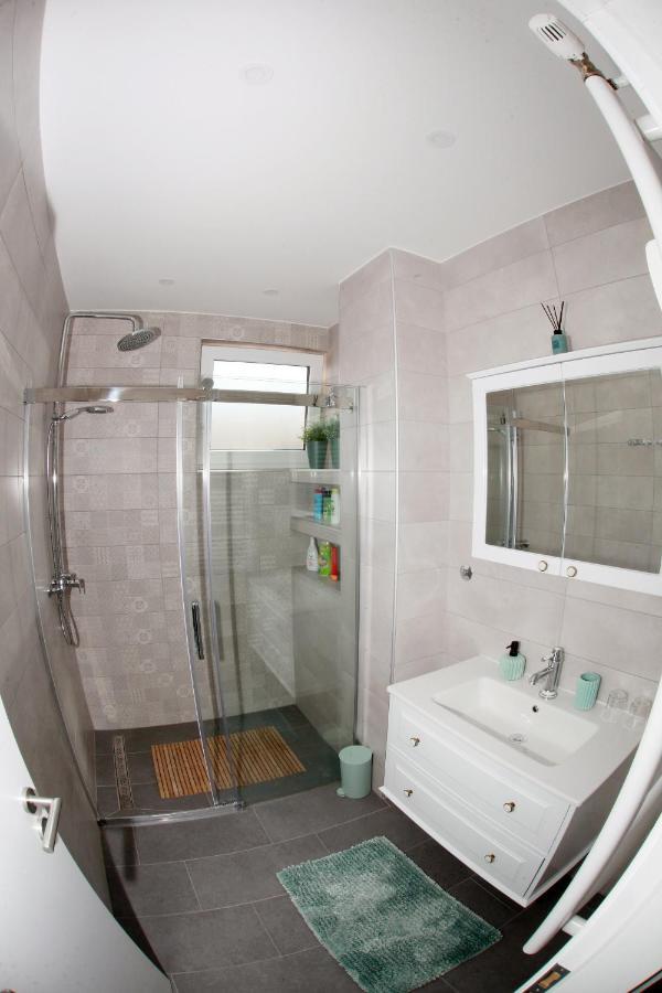 Apartman Lucija Карловац Екстериор снимка