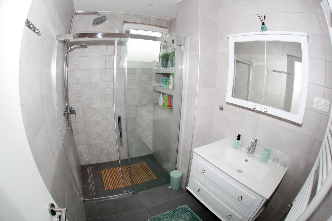Apartman Lucija Карловац Екстериор снимка