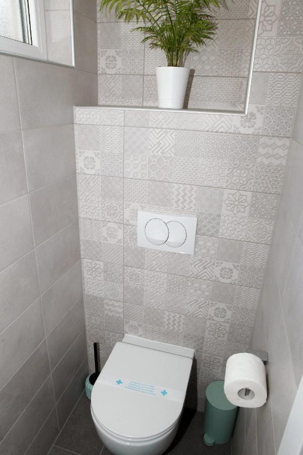 Apartman Lucija Карловац Екстериор снимка